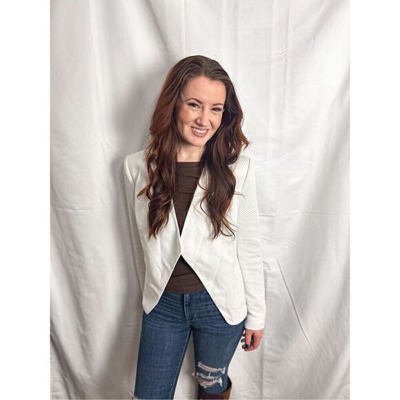 White Ivanka Trump Blazer - Picture 4 of 13